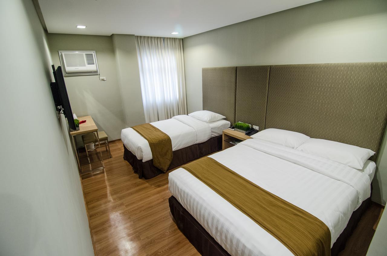 Madison Hotel Phl Iloilo City Exterior foto
