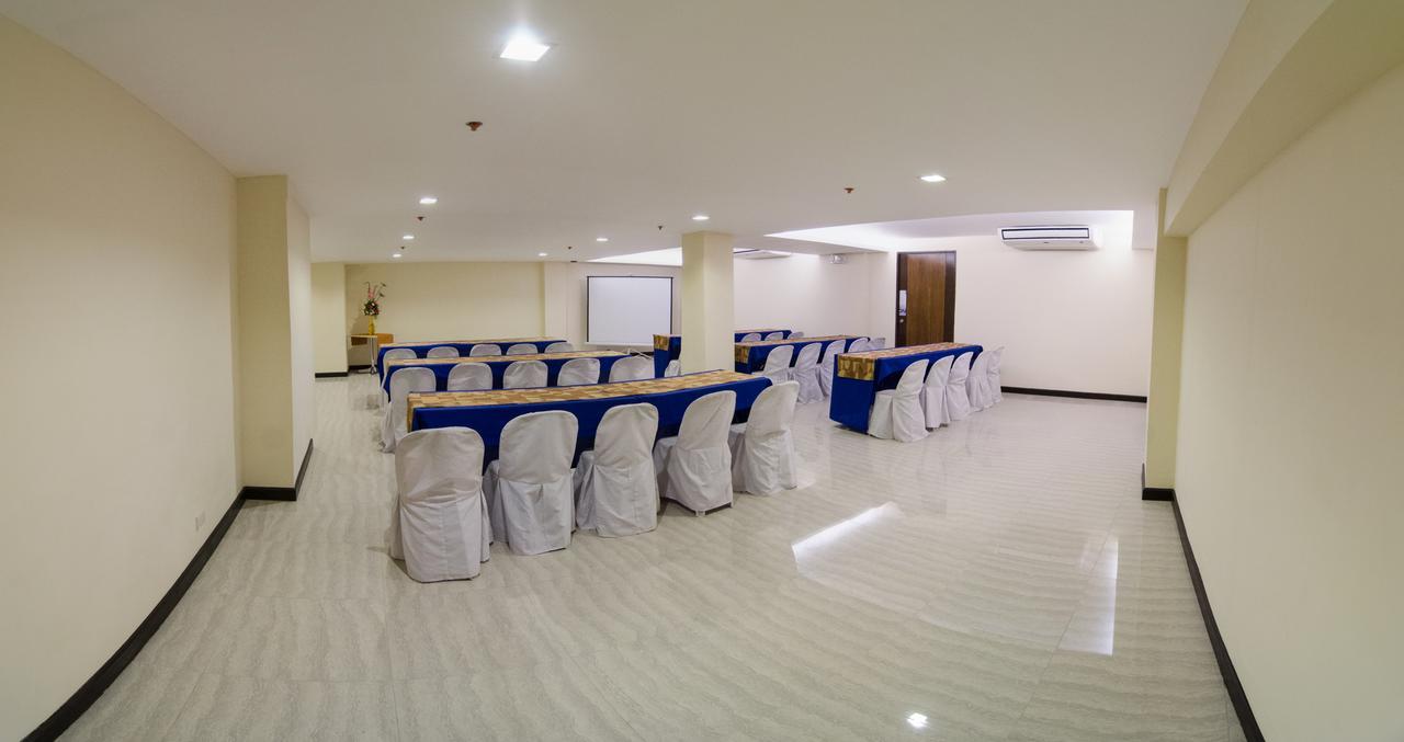 Madison Hotel Phl Iloilo City Exterior foto